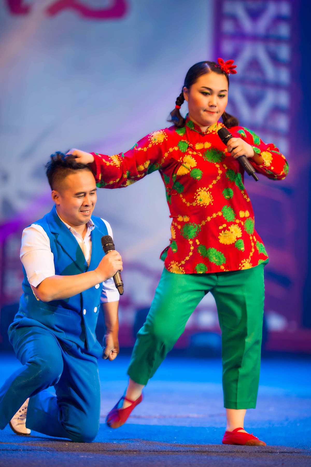 東北二人轉(zhuǎn)女演員,東北二人轉(zhuǎn)女演員的歡樂日常